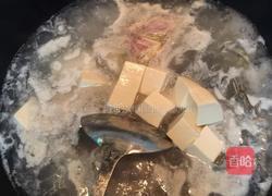 石斑鱼头豆腐汤的做法图解4