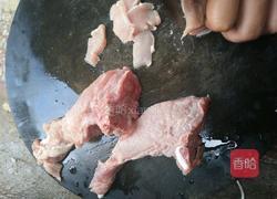 虫草花淮山排骨汤的做法图解1