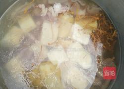 虫草花淮山排骨汤的做法图解4
