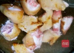 猪脚萝卜汤的做法图解1