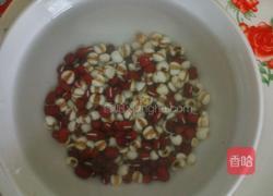 红豆薏米粥的做法图解2