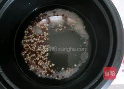 红豆薏米粥的做法图解4
