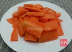 胡萝卜炒腊肉的做法图解4