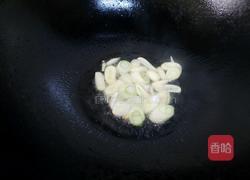 胡萝卜炒腊肉的做法图解8