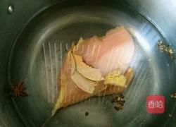 柠檬鸡丝的做法图解1