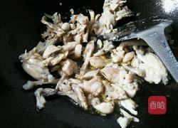 辣椒炒田鸡的做法图解5