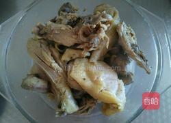 山药豆炖鸡肉的做法图解3