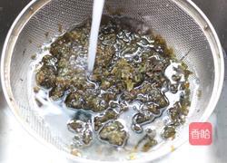 韭菜鸡蛋炒地皮菜的做法图解3