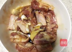 栗子排骨煲的做法图解7