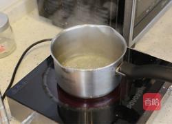 肉松沙拉卷的做法图解2