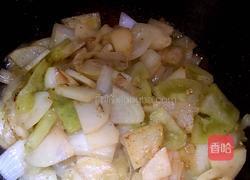 青番茄炒土豆的做法图解6
