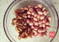 核桃花生露的做法图解1