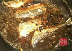 红烧蒜香秋刀鱼的做法图解13