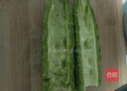 苦瓜煎鸡蛋的做法图解2