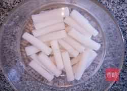 白菜炒年糕的做法图解4