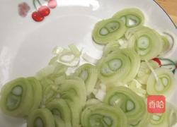 豆腐大葱的做法图解1