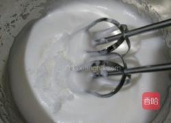 6寸戚风蛋糕的做法图解6