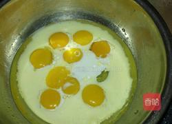 戚风蛋糕 （ 8寸）的做法图解5