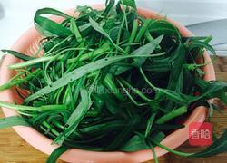 黄豆酱炒空心菜的做法图解1