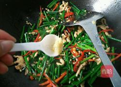 鸡丝炒韭菜苔的做法图解8