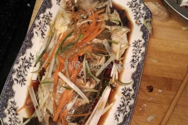清蒸鲈鱼