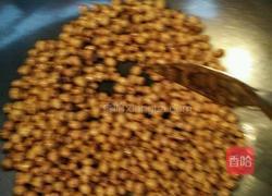 青椒炒干黄豆的做法图解4