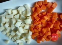 鸡丁烧土豆的做法图解3