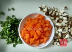 拌饭小炒的做法图解1