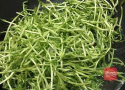 牛肉豆苗汤的做法图解4