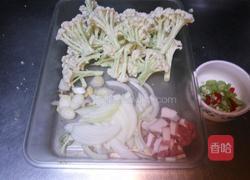 干锅有机菜花的做法图解1