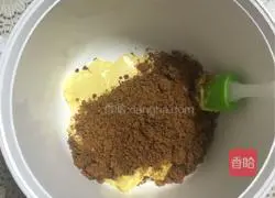 Brown Sugar Date Pound Cake Recipe Illustration 4