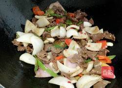 洋葱炒牛肉的做法图解8