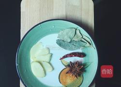 闲香卤鸡爪的做法图解1