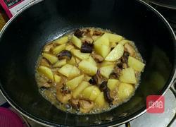 鲜虾炖土豆的做法图解6