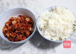 辣白菜炒饭的做法图解1