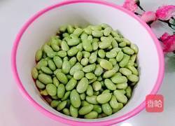 蒜蓉臊子青豆的做法图解2