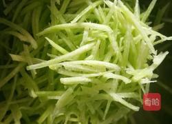 土豆萝卜丝汤的做法图解5