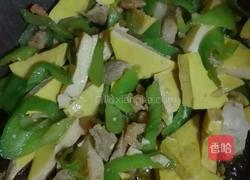 青椒肉丝炒豆腐的做法图解6