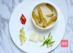 酸汤金针肥牛的做法图解3