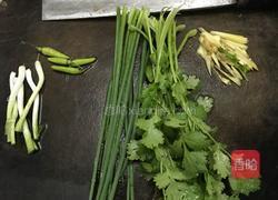 闷罗非鱼的做法图解2