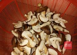 蒜苔虾的做法图解2