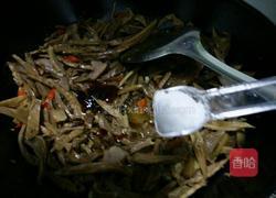 腊肉炒笋干的做法图解11