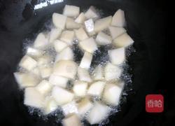 红烧土豆块的做法图解2