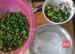 小白菜蒸饺的做法图解1