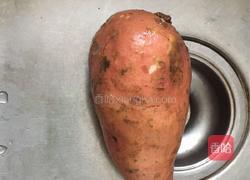 微波炉烤地瓜的做法图解1