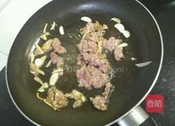 花椰菜炒牛肉的做法图解7