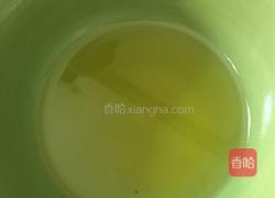 戚风蛋糕的做法图解3