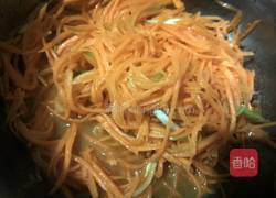 葱油胡萝卜丝的做法图解7