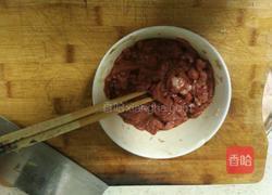 大蒜牛肉丝焖翡翠莴苣的做法图解5