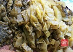 黄骨鱼焖酸菜的做法图解8